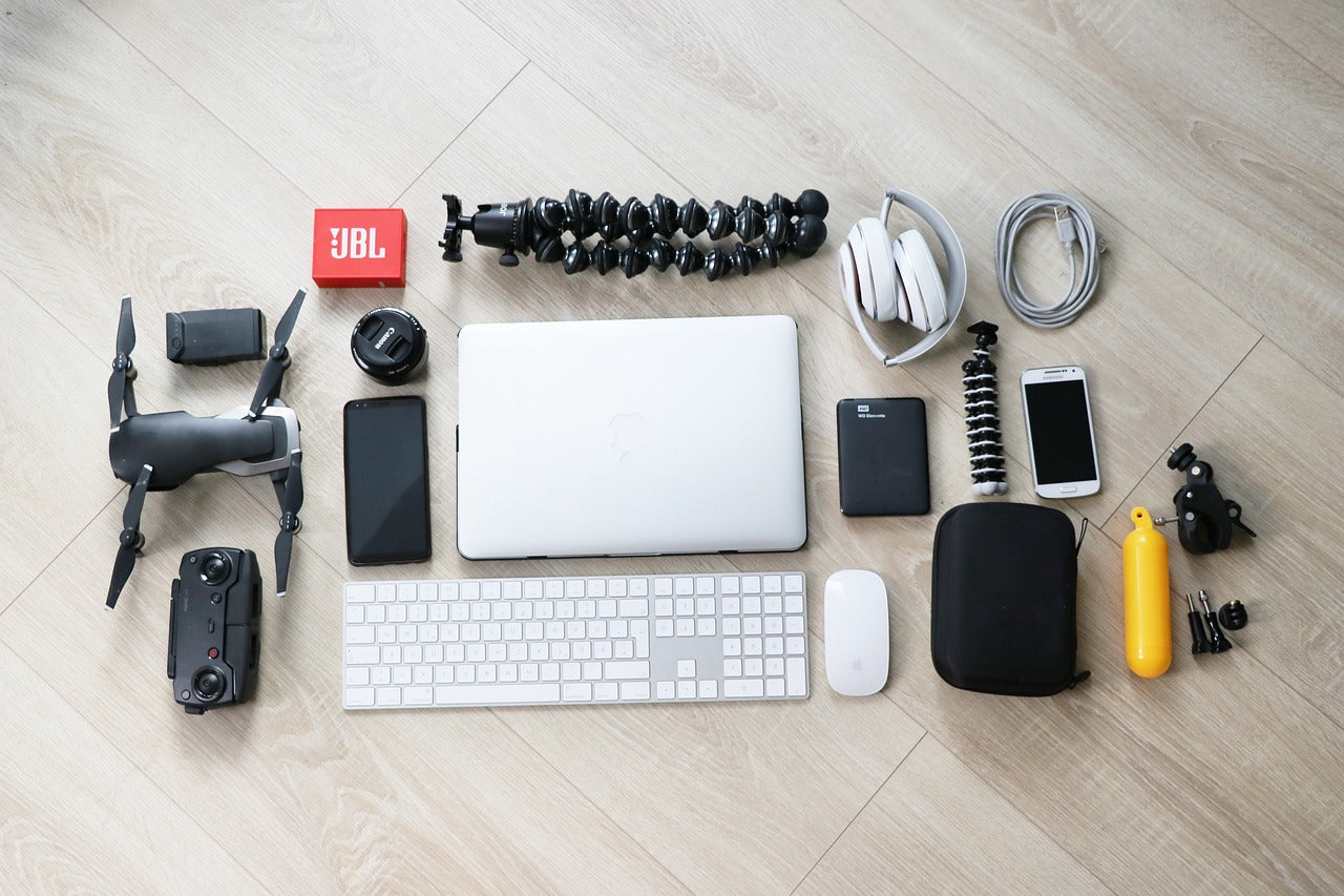 Top Gadgets for Him: Smart, Practical & Built to Impress