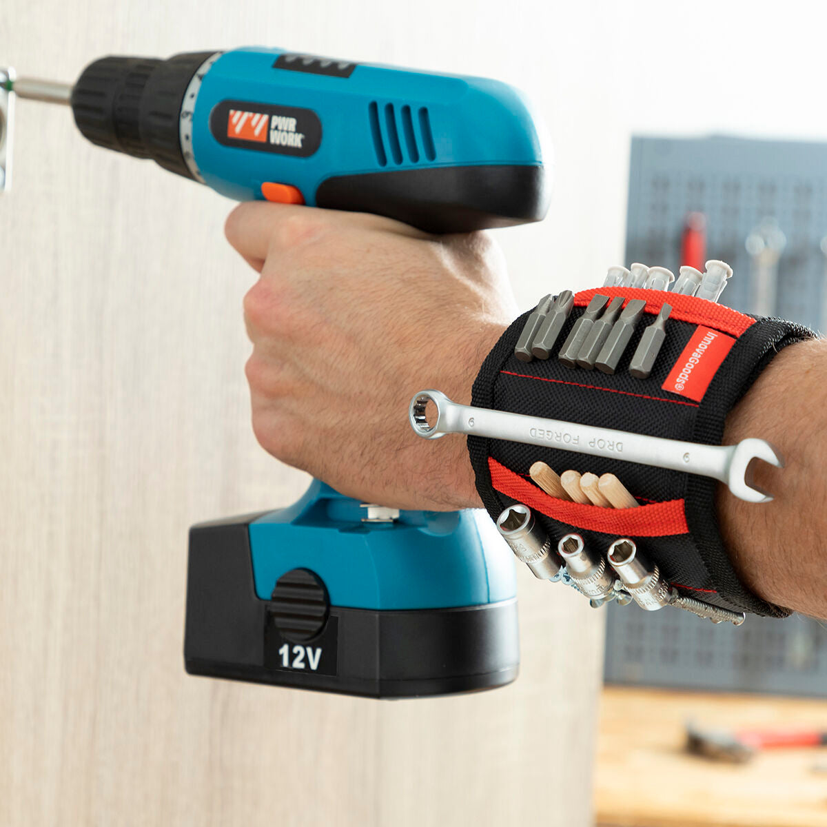 Magnetic Wristband for WrisTool