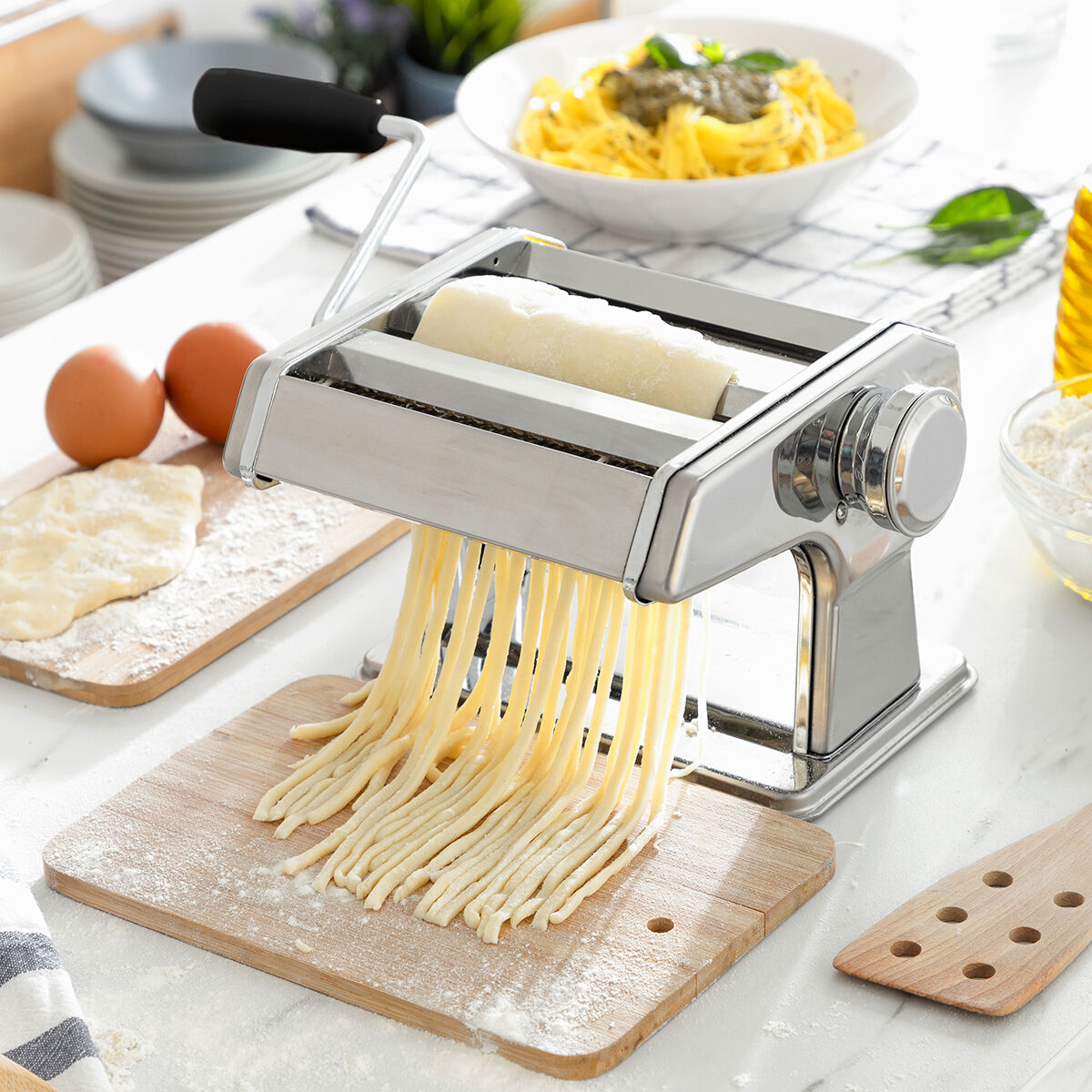 Machine for making Fresh Pasta with Recipes