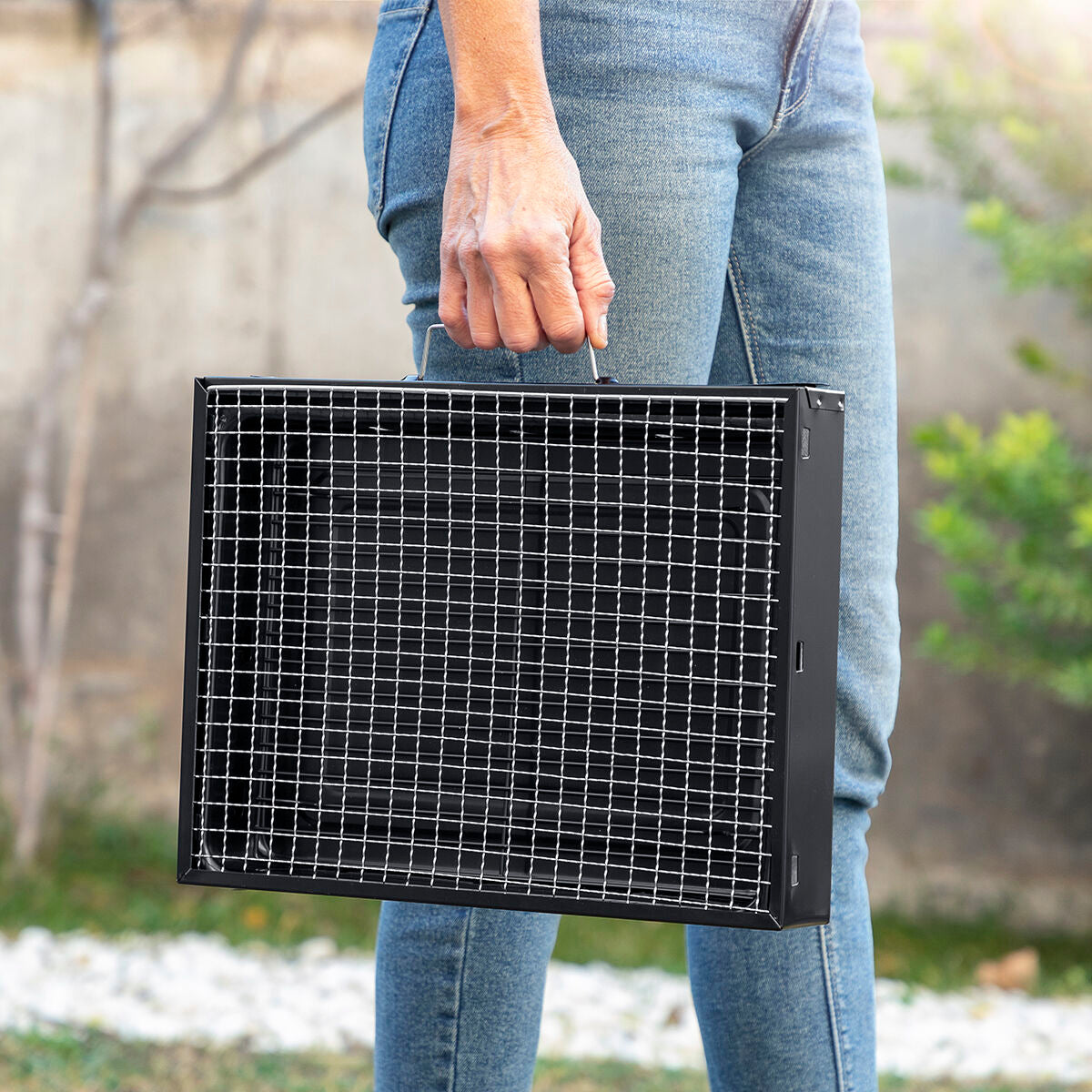 Folding Portable Barbecue for use with Charcoal