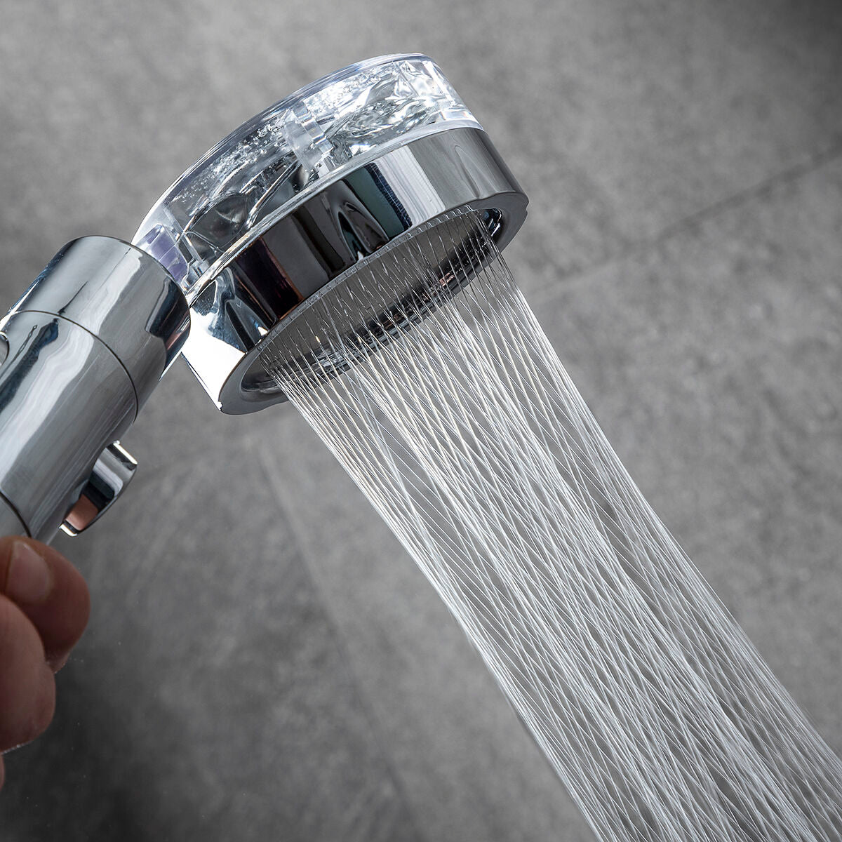 Eco-shower with Pressure Propeller and Purifying Filter Heliwer