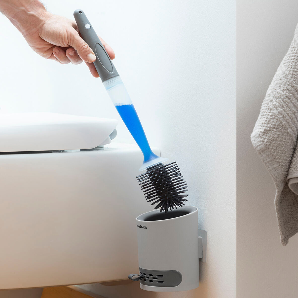 Toilet Brush with Detergent Dispenser Bruilet InnovaGoods