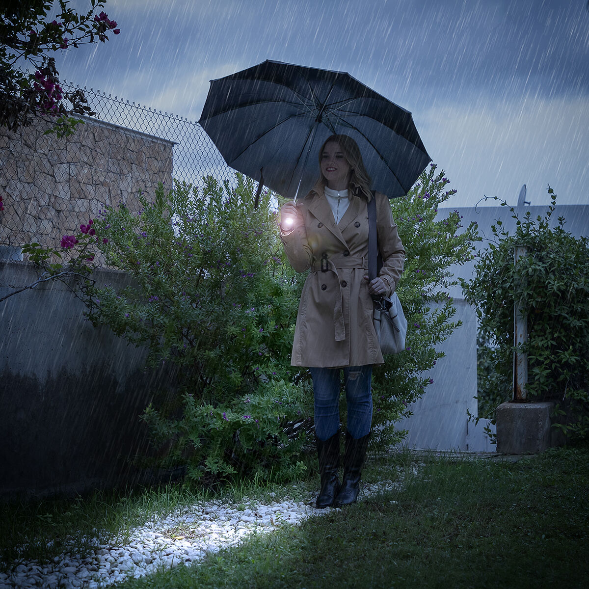 Folding Inverted Umbrella with LED Folbrella