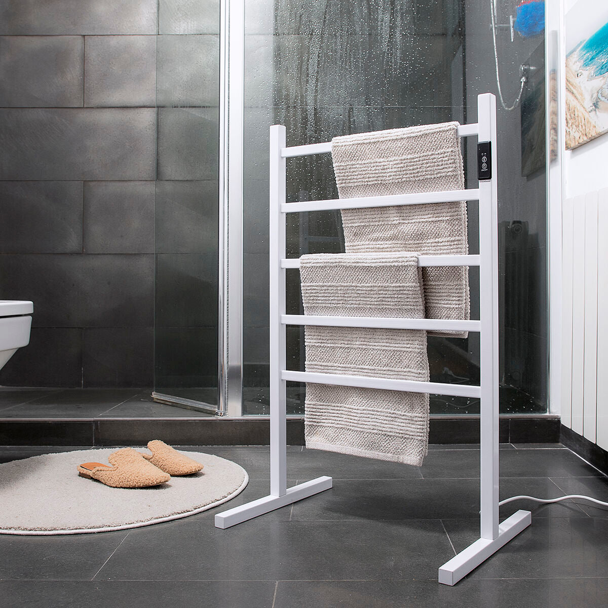 Electric Wall or Floor Towel Rail Racwel