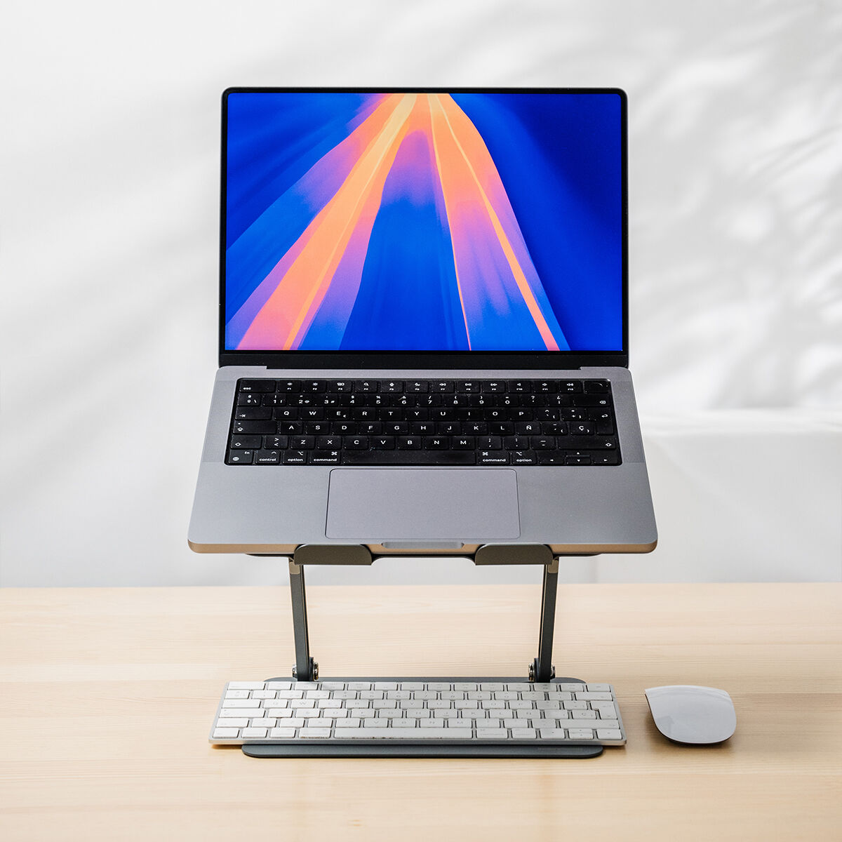 Folding and Adjustable Laptop Stand Lastan InnovaGoods